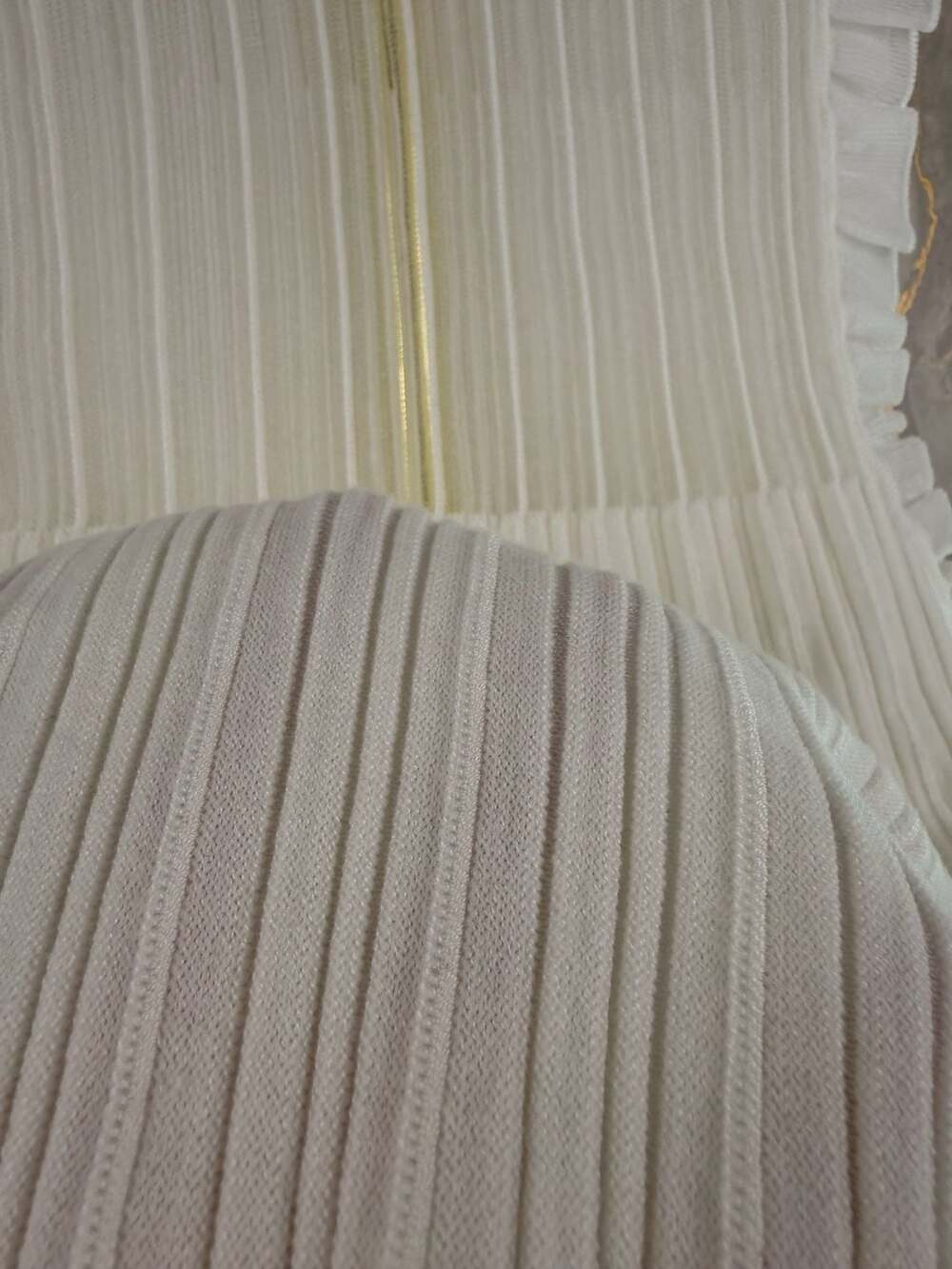 Commense Tank Top Size M White Ribbed Knit Ruffle Mock Neck - Picture 6 of 9